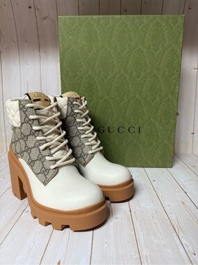 Gucci Calfskin GG Supreme Monogram Quilted Ankle Boots White/Beige Sz 35 / 5